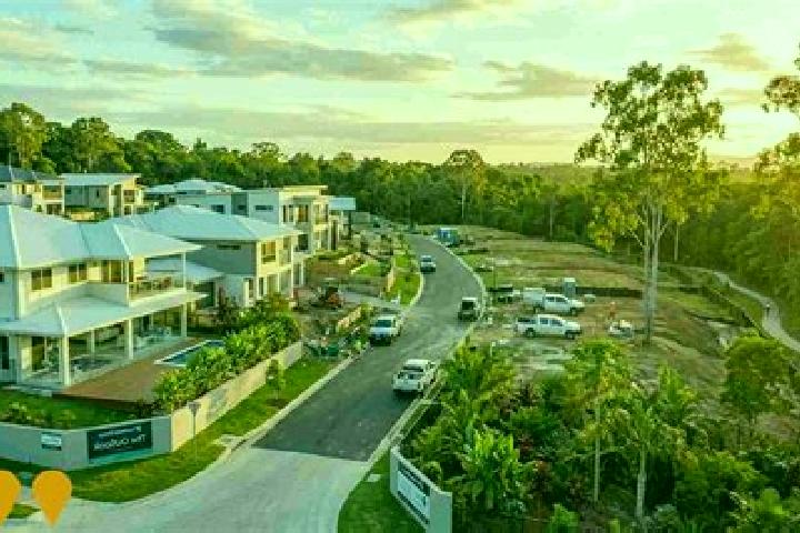 Luna, 36 — Escort in Bentley Park, Australia
