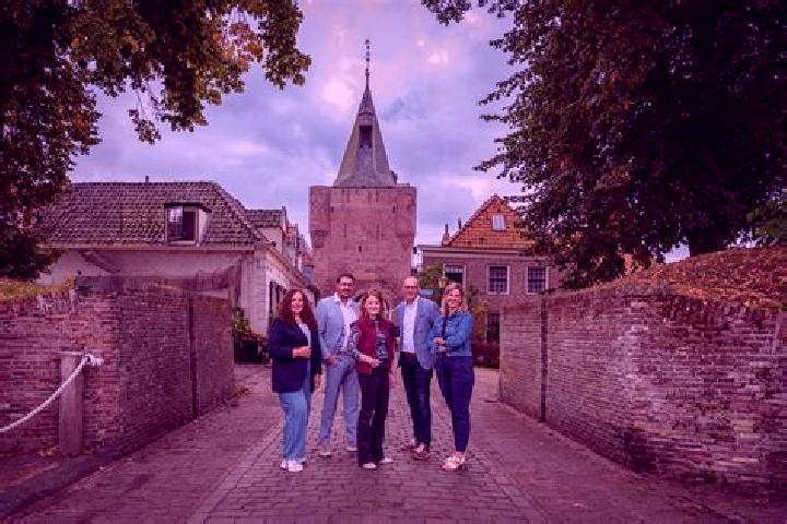 Luna, 36 — Escort in De Steeg, Netherlands