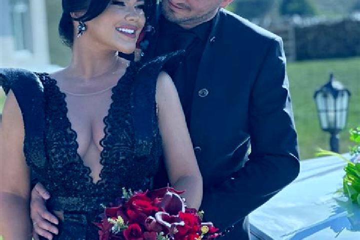 Luna, 36 — Escort in Salciua de Sus, Romania