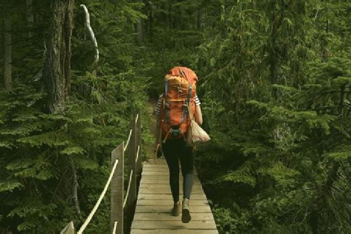 Luna, 36 — Escort in Strathcona Park, Canada