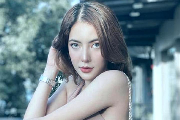 Luna, 36 — Escort in Thai Mueang, Thailand