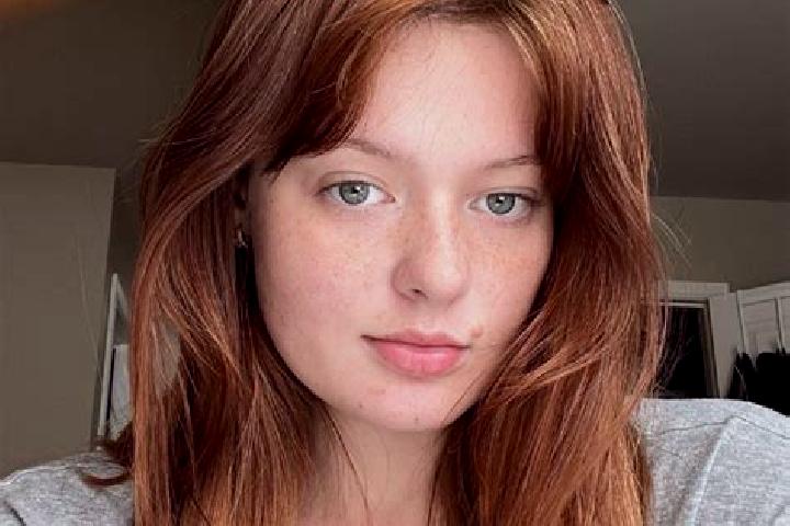 Luna, 37, a auburn amber-eyed slavic companion based in Las Guabas. Offering GFE, CIM, Dinner Date, A-Level. Available for incall and outcall, day and evenin...
