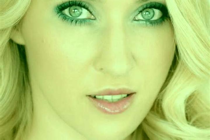 Luna, 37, a blonde green-eyed mediterranean companion based in Sarae. Offering Dinner Date, Couples, BDSM, A-Level. Available for incall and outcall, overnig...