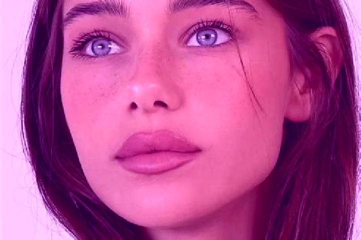 Luna, 37, a brunette brown-eyed asian companion based in Tijucas do Sul. Offering Party Girl, Erotic Massage, Roleplay, Couples. Available for incall and out...