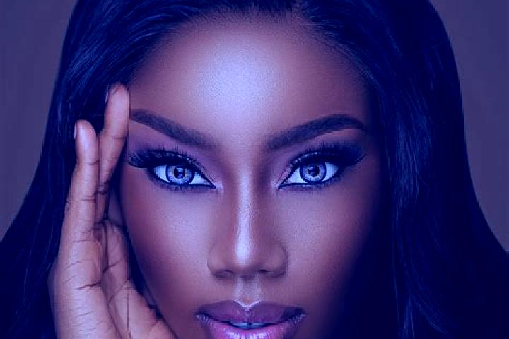 Luna, 37, a chestnut blue-eyed ebony companion based in Kudwa. Offering Girlfriend Experience, OWO, Couples. Available for incall and outcall, overnight book...
