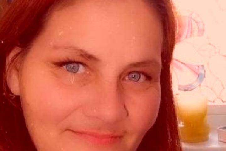 Luna, 37, a red grey-eyed caribbean companion based in Muehlenberg. Offering Travel Companion, Tantra, Domination. Available for incall and outcall, day and ...