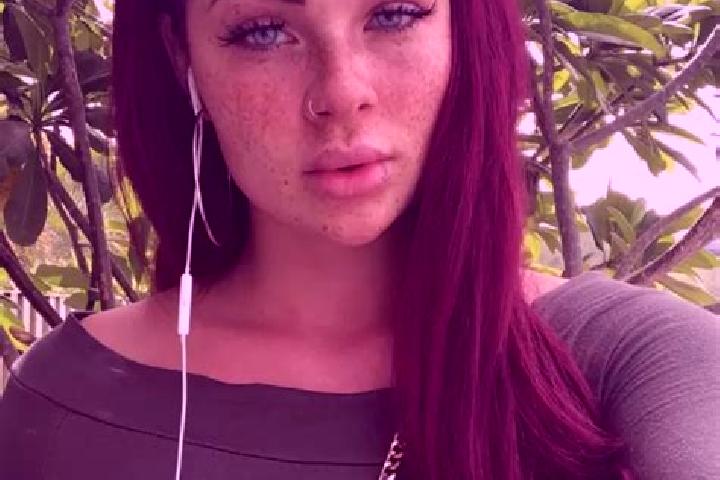 Luna, 37, a red grey-eyed mixed companion based in Jurupa Valley. Offering Dinner Date, Striptease, 69, Fetish. Available for incall and outcall, overnight b...