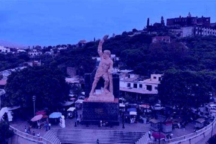 Luna, 37 — Escort in El Pipila, Mexico