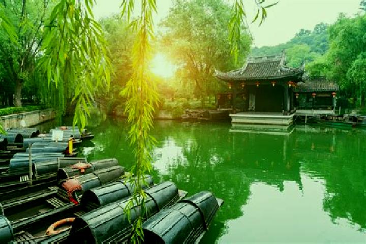Luna, 37 — Escort in Shangyu, China