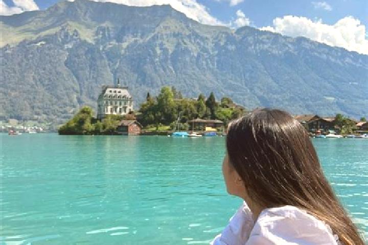 Luna, 37 — Escort in Steinmaur, Switzerland