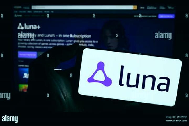 Luna, 37 — Escort in Voronove, Ukraine