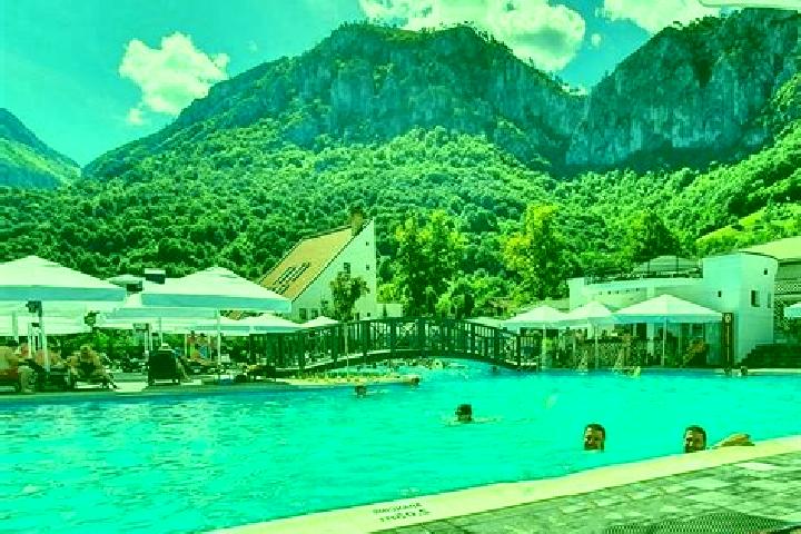 Luna, 38 — Escort in Baia de Arama, Romania