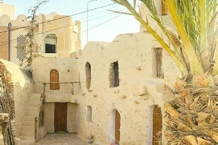 Luna, 38 — Escort in Ksar Kaddour, Algeria