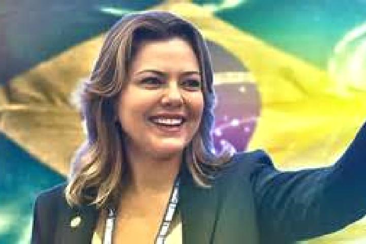 Luna, 38 — Escort in Sebastiao Barros, Brazil