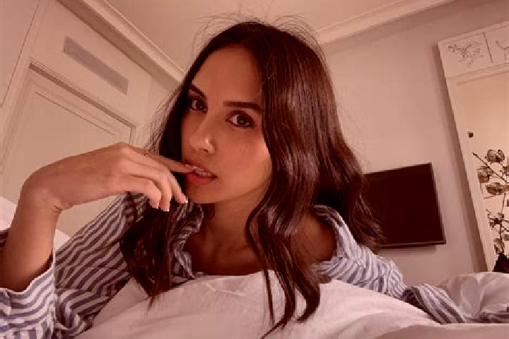 Luna, 39, a black dark-eyed caucasian companion based in Enina. Offering CIM, Fetish, Duos, Travel Companion, Girlfriend Experience. Available for incall and...
