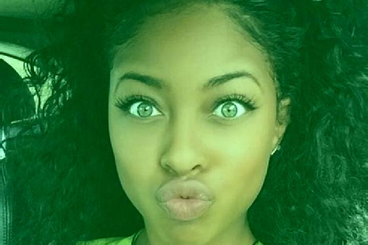 Luna, 39, a black green-eyed ebony companion based in Loamnes. Offering A-Level, Girlfriend Experience. Available for incall and outcall, day and evening dates.