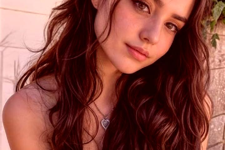 Luna, 39, a black hazel-eyed mediterranean companion based in UEckeritz. Offering Striptease, Domination, Deep French Kissing. Available for incall and outca...