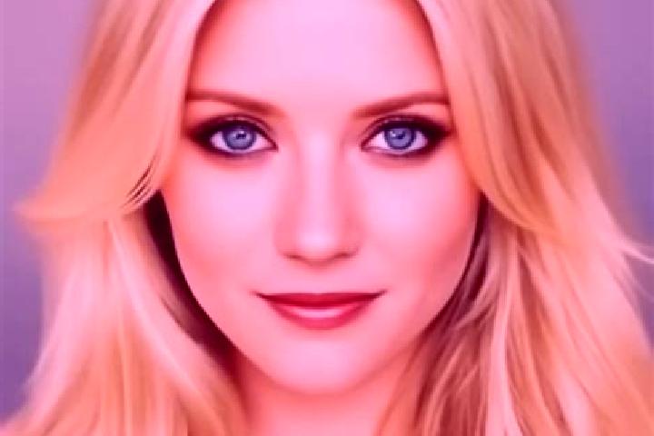 Luna, 39, a blonde amber-eyed caucasian companion based in Pianello Vallesina. Offering Prostate Massage, A-Level, Dinner Date, GFE. Available for incall and...
