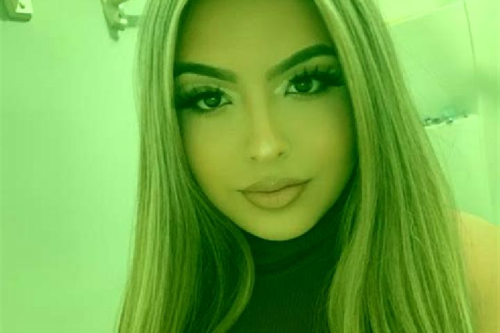 Luna, 39, a blonde dark-eyed latina companion based in Kapfenstein. Offering Overnight, Party Girl, Fetish. Available for incall and outcall, day and evening...