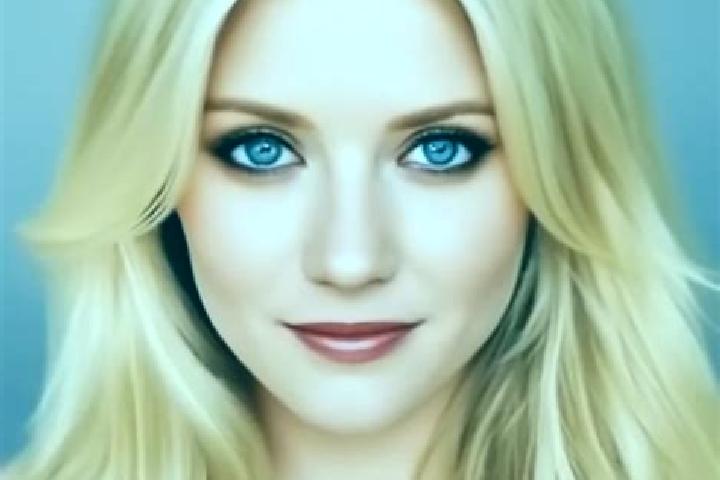 Luna, 39, a blonde grey-eyed indian companion based in Al Malikiyah. Offering Girlfriend Experience, A-Level, Roleplay, Prostate Massage. Available for incal...