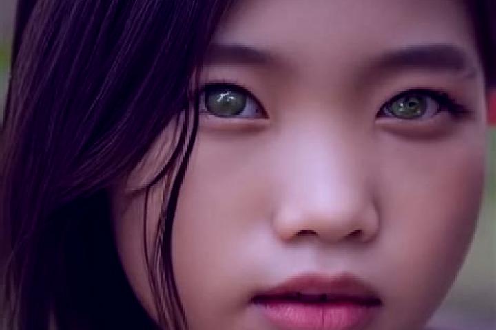 Luna, 39, a brunette green-eyed asian companion based in Mayerthorpe. Offering Travel Companion, OWO, BDSM. Available for incall and outcall, overnight booki...