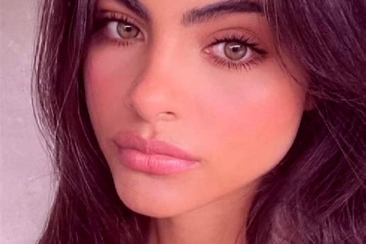 Luna, 39, a brunette hazel-eyed ebony companion based in Smolyaninovo. Offering Duos, Dinner Date, CIM, 69, Prostate Massage. Available for incall and outcal...