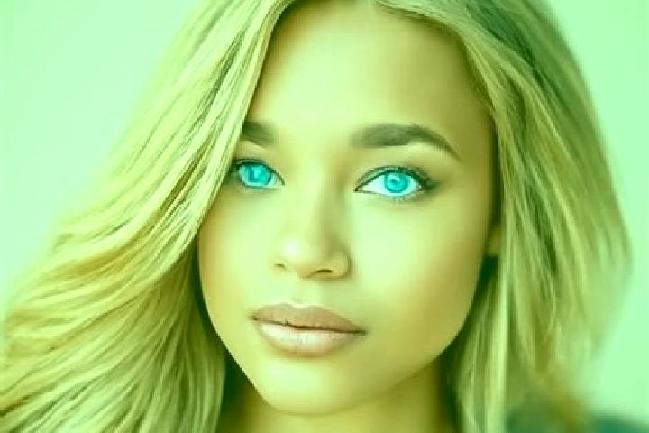 Luna, 39, a dark blonde blue-eyed latina companion based in Bamaur. Offering A-Level, BDSM, Girlfriend Experience. Available for incall and outcall, overnigh...