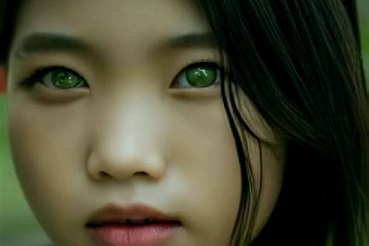 Luna, 39, a red green-eyed asian companion based in Goekcekent. Offering OWO, Overnight, Striptease, Girlfriend Experience. Available for incall and outcall,...