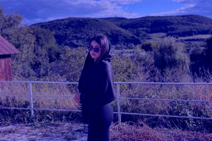 Luna, 39 — Escort in Raucesti, Romania