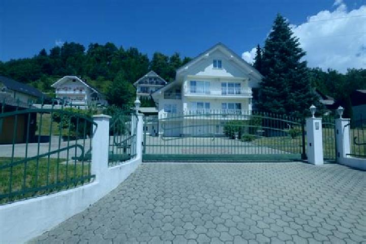 Luna, 39 — Escort in Zasip, Slovenia
