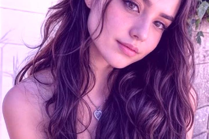 Madison, 20, a black hazel-eyed mixed companion based in Wakkanai. Offering Overnight, Couples, GFE, 69, Dinner Date. Available for incall and outcall, overn...