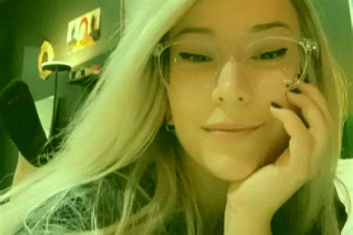 Madison, 20, a blonde grey-eyed ebony companion based in Fagare. Offering Overnight, Couples, Prostate Massage. Available for incall and outcall, overnight b...