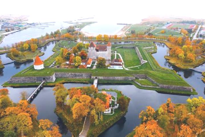 Madison, 20 — Escort in Kuressaare, Estonia