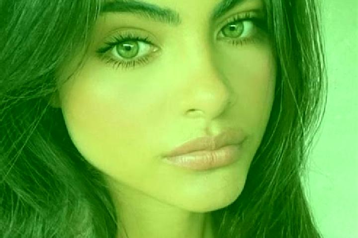 Madison, 21, a brunette green-eyed indian companion based in Leshan. Offering 69, Erotic Massage, Tantra, Striptease. Available for incall and outcall, day a...