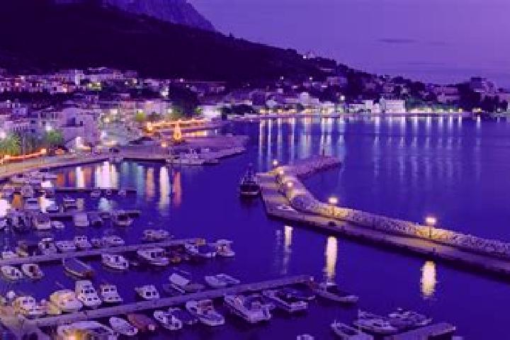 Madison, 21 — Escort in Podgora, Croatia