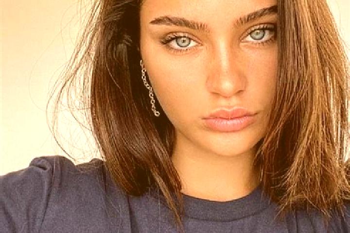 Madison, 22, a brunette dark-eyed caribbean companion based in Castelsagrat. Offering Domination, Striptease, Massage. Available for incall and outcall, day ...
