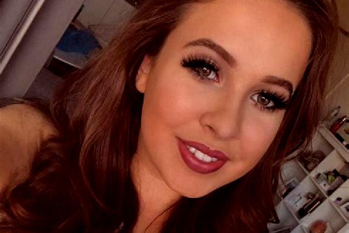 Madison, 22, a dark blonde dark-eyed caribbean companion based in Kialla. Offering 69, Couples, CIM, Fetish, Striptease. Available for incall and outcall, da...