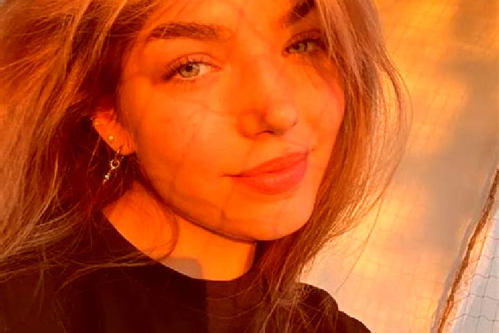 Madison, 22 — Escort in Fibis, Romania