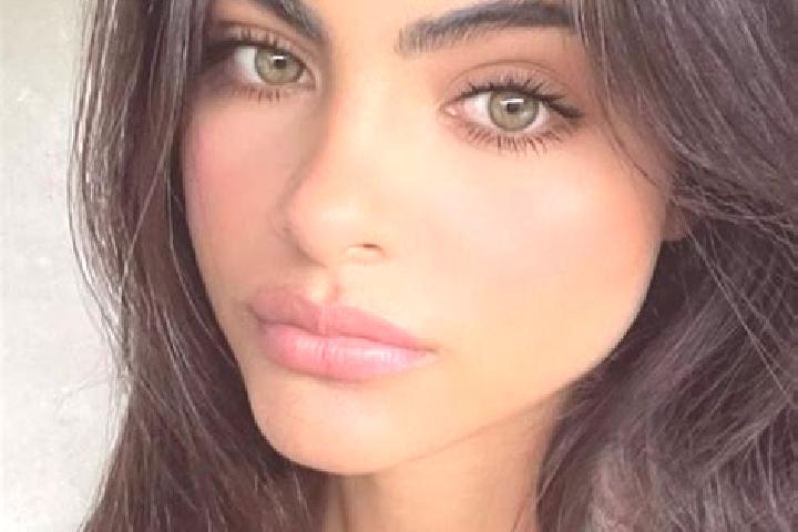 Madison, 23, a auburn hazel-eyed latina companion based in Fryazevo. Offering Striptease, Overnight, A-Level. Available for incall and outcall, day and eveni...