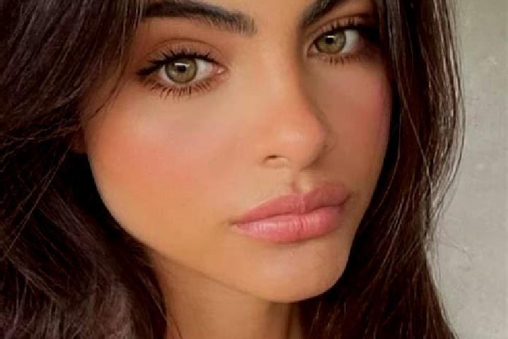 Madison, 23, a black dark-eyed middle eastern companion based in Yanwan. Offering Massage, Duos, Fetish. Available for incall and outcall, overnight bookings...