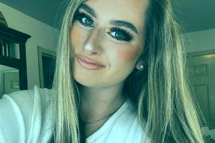 Madison, 23 — Escort in Carlsborg, United States