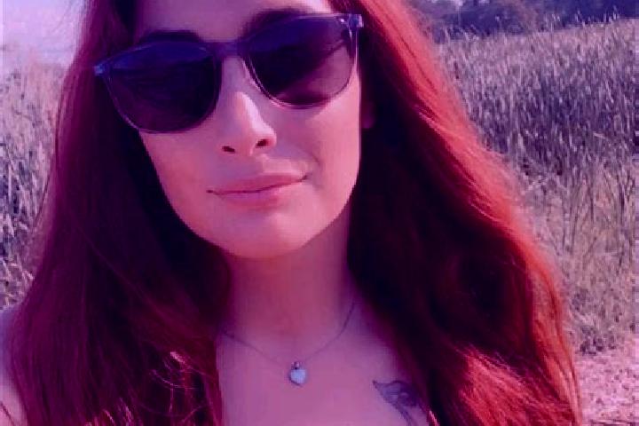 Madison, 23 — Escort in Checy, France