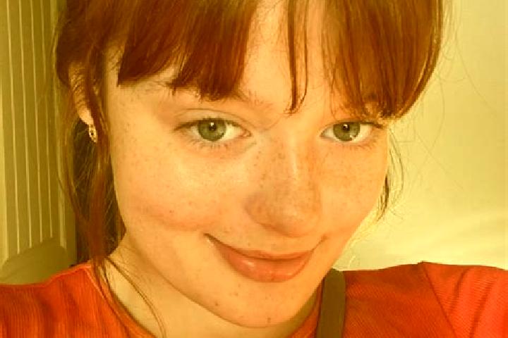 Madison, 24, a red blue-eyed mixed companion based in Sardarshahr. Offering A-Level, BDSM, Fetish, Dinner Date, Couples. Available for incall and outcall, ov...