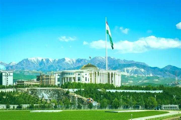 Madison, 24 — Escort in Dushanbe, Tajikistan