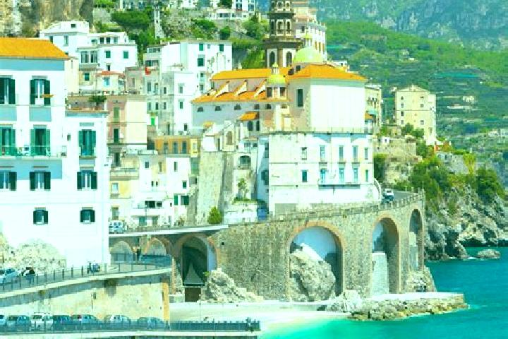 Madison, 24 — Escort in Endine, Italy