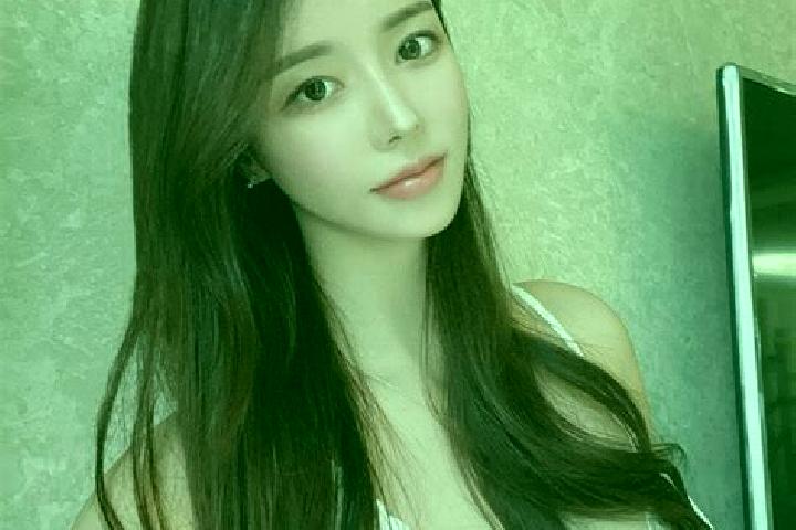 Madison, 24 — Escort in GJien Bien GJong, Vietnam