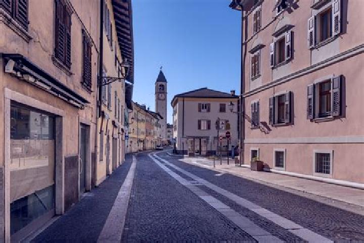 Madison, 24 — Escort in Lona-Lases, Italy