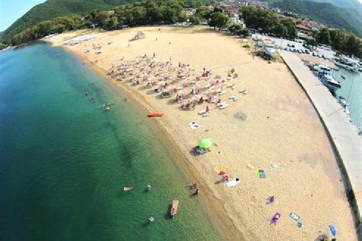 Madison, 24 — Escort in Mikri Volvi, Greece