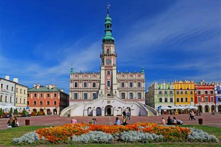Madison, 24 — Escort in Stary Zamosc, Poland