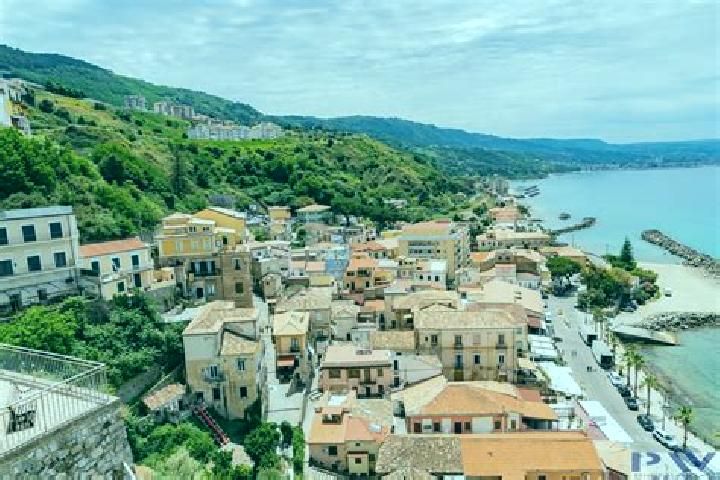 Madison, 24 — Escort in Torricella del Pizzo, Italy
